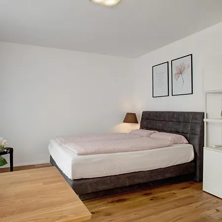 Landzeit דירה Neukirch (Tubingen)